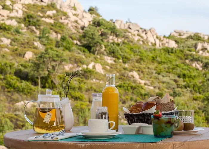 Les De Mila Hotel 4*