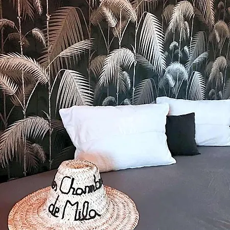 Les De Mila Hotel